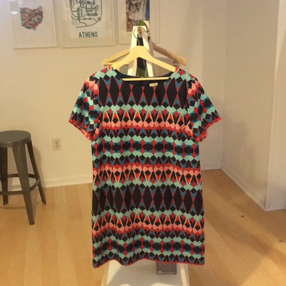 Never worn, print shift. - Picture 2 of 8